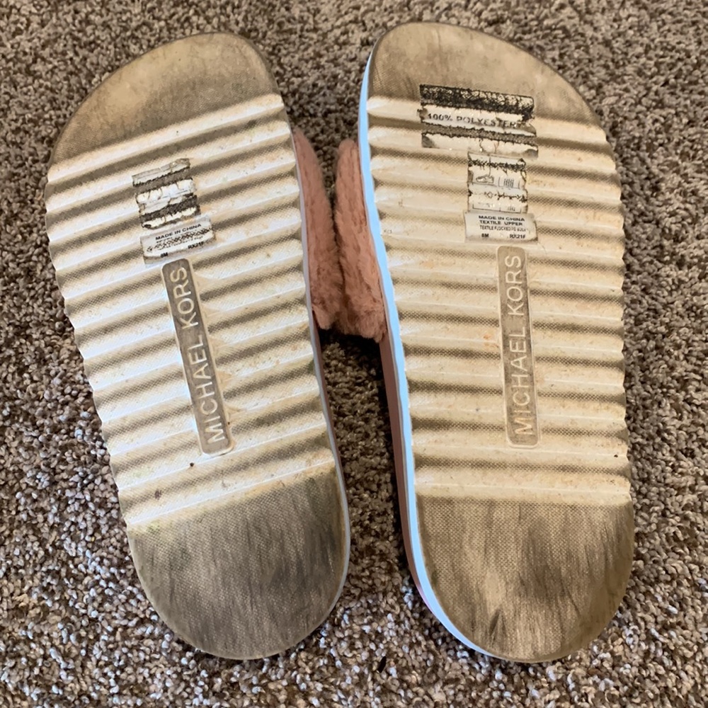 Michael Kors TRIXIE Fur Slides, Pink / US 8 GUC - Picture 7 of 8